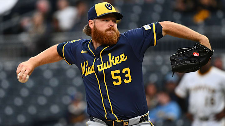 Milwaukee Brewers v Pittsburgh Pirates