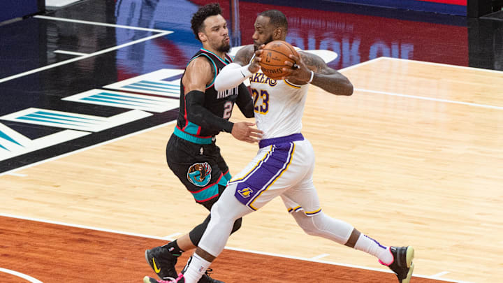 The Lakers and Grizzlies face off on Sunday.