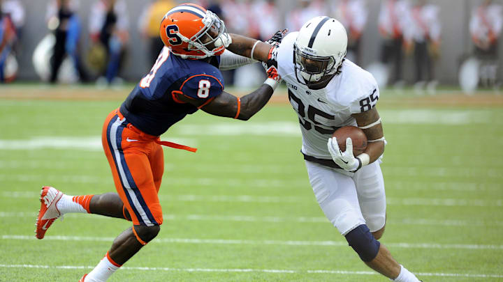 Penn State Nittany Lions wide receiver Brandon Felder (85) eludes the tackle attempt of Syracuse Orange cornerback Keon Lyn (8)