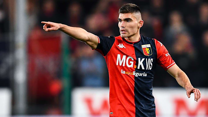 Johan Vásquez seguirá jugando en Italia