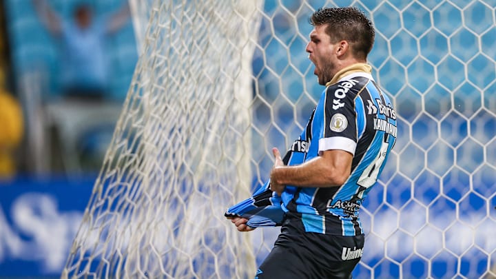 Kannemann deve voltar à equipe tricolor