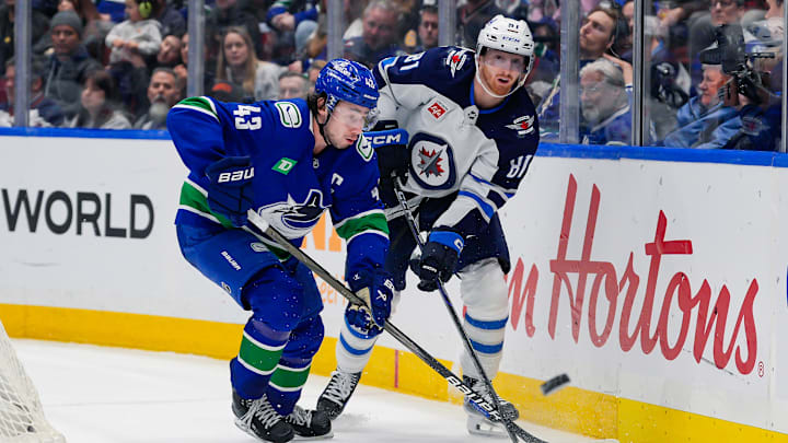 Winnipeg Jets v Vancouver Canucks