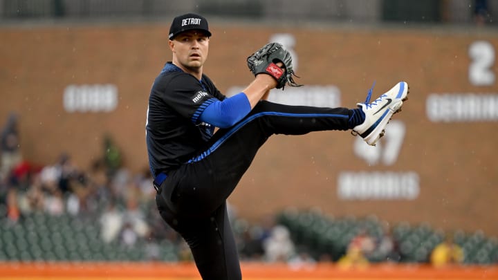 Detroit Tigers pitcher Tarik Skubal (29) throws a pitch.