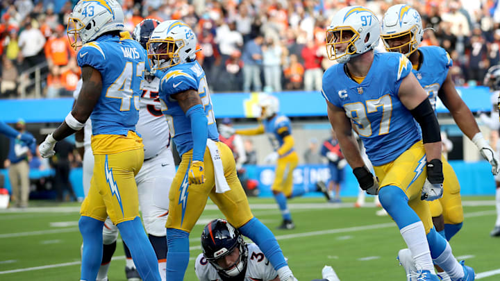 Denver Broncos v Los Angeles Chargers