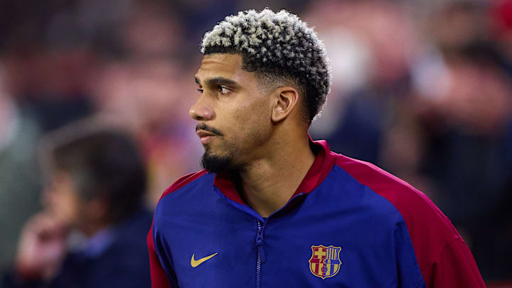 Ronald Araujo est redevenu titulaire au Barça.