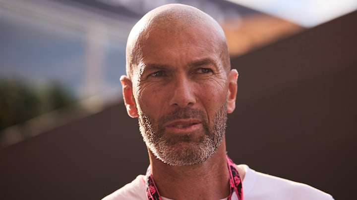 Zinedine Zidane a vécu un moment singulier. Zinedine Zidane a vécu un moment singulier.