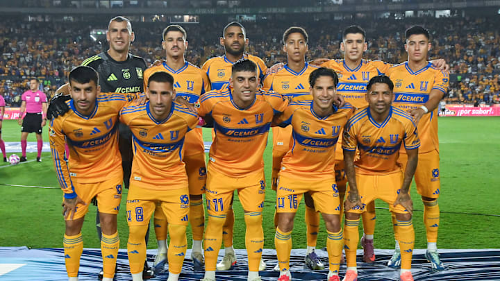 Tigres UANL v Cruz Azul - Torneo Apertura 2025 Liga MX