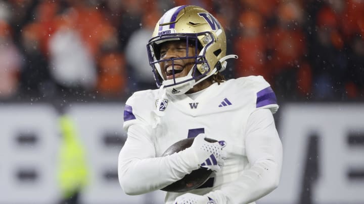 Nov 18, 2023; Corvallis, Oregon, USA; Washington Huskies corner back Jabbar Muhammad (1) celebrates after a fumble recovery during the first half against the Oregon State Beavers at Reser Stadium. Nov 18, 2023; Corvallis, Oregon, USA; Washington Huskies corner back Jabbar Muhammad (1) celebrates after a fumble recovery during the first half against the Oregon State Beavers at Reser Stadium.
