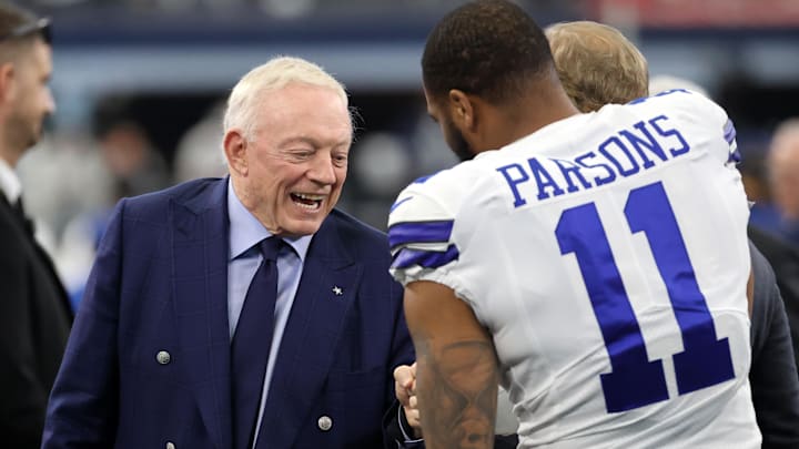 Dallas Cowboys owner Jerry Jones meets with Micah Parsons before the NFC Wild Card game against the San Francisco 49ers Dallas Cowboys owner Jerry Jones meets with Micah Parsons before the NFC Wild Card game against the San Francisco 49ers