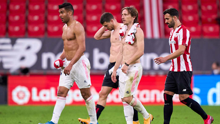 Casemiro y Luka Modric, fundidos físicamente