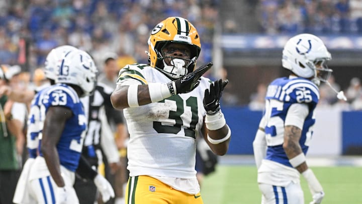 Green Bay Packers running back Emanuel Wilson (31) celebrates after a big catch for a first down late in the first half.