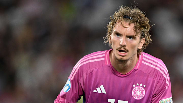 Der Transfer von Nick Woltemade zum FC Bayern droht zu platzen Der Transfer von Nick Woltemade zum FC Bayern droht zu platzen