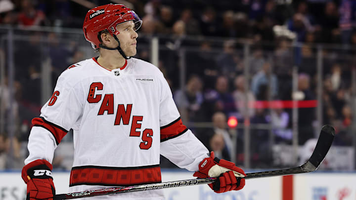 Carolina Hurricanes v New York Rangers