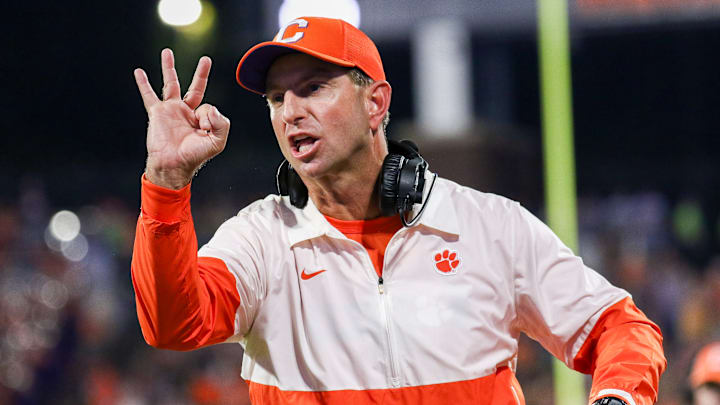 Louisville v Clemson