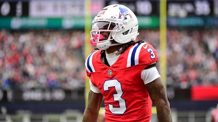 Oct 11, 2026; Foxborough, Massachusetts, USA; New England Patriots wide receiver DeMario Douglas (3) reacts after catching a thirty-five-yard touchdown pass from quarterback Drake Maye (not pictured) against the Las Vegas Raiders during the first quarter at Gillette Stadium. Mandatory Credit: Bob DeChiara-Imagn Images Oct 11, 2026; Foxborough, Massachusetts, USA; New England Patriots wide receiver DeMario Douglas (3) reacts after catching a thirty-five-yard touchdown pass from quarterback Drake Maye (not pictured) against the Las Vegas Raiders during the first quarter at Gillette Stadium. Mandatory Credit: Bob DeChiara-Imagn Images