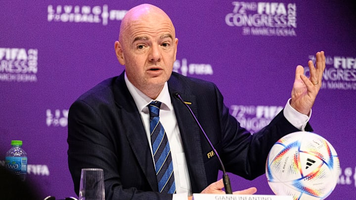 Gianni Infantino a lâché une déclaration polémique sur la construction des stades au Qatar