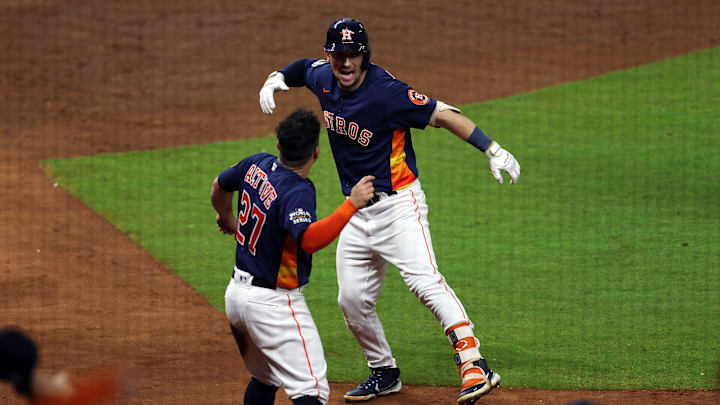 Alex Bregman conectó su sexto jonrón en Series Mundiales 