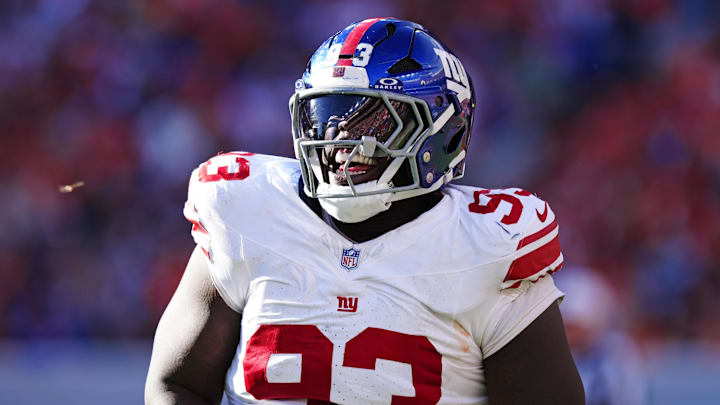 New York Giants defensive tackle Rakeem Nunez-Roches's status  was the only change on the Giants' Thursday injury report.
