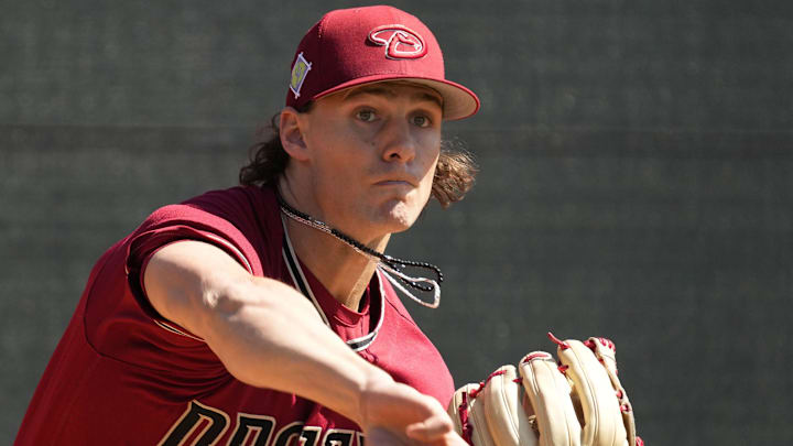 Ryan Weiss throwing pitch from right hand Ryan Weiss throwing pitch from right hand