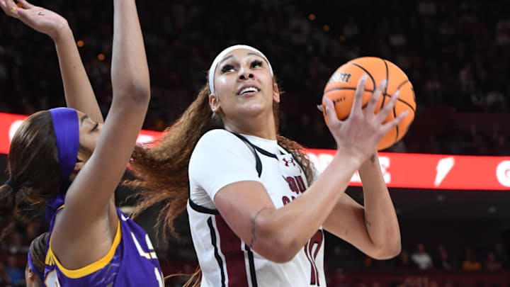 South Carolina center Kamilla Cardoso