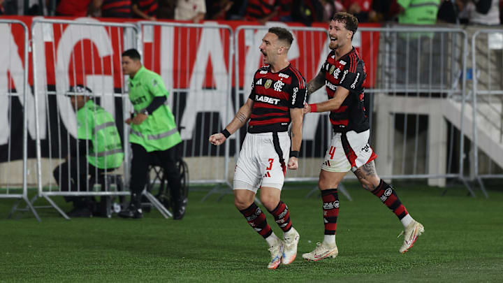 Flamengo defende liderança do Brasileirão contra o Ceará
