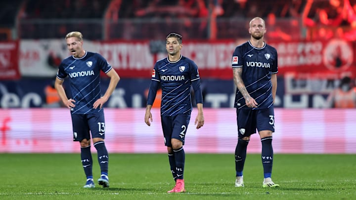 Nach der gefühlten Niederlage bedient: Philipp Hofmann, Lukas Daschner und Cristian Gamboa Philipp