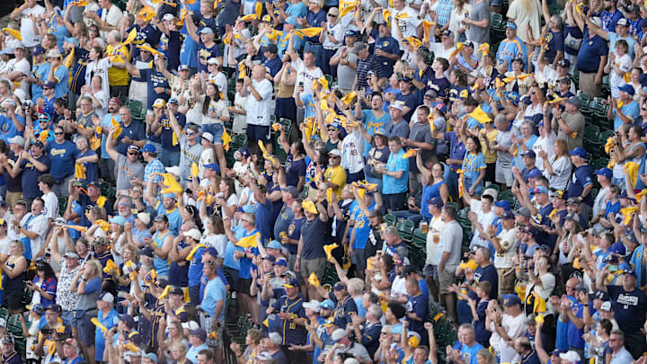 Division Series - Chicago Cubs v Milwaukee Brewers - Game One