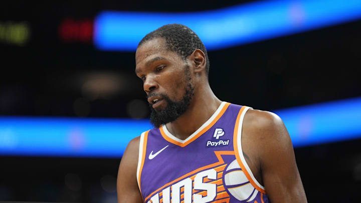 Feb 14, 2024; Phoenix, Arizona, USA; Phoenix Suns forward Kevin Durant (35) looks on against the Detroit Pistons at Footprint Center. Mandatory Credit: Joe Camporeale-Imagn Images