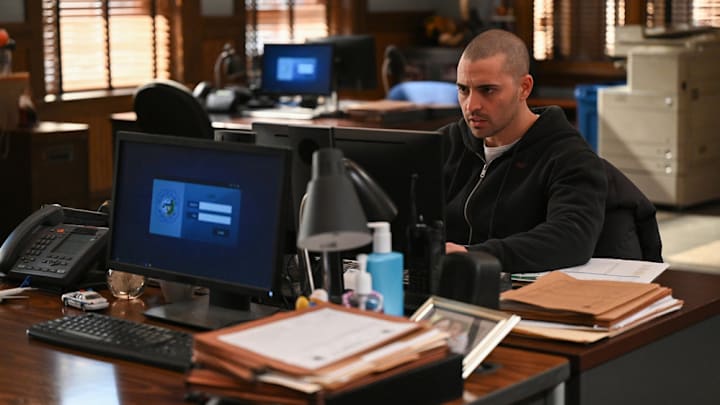 Chicago P.D. - Season 12 Chicago P.D. - Season 12