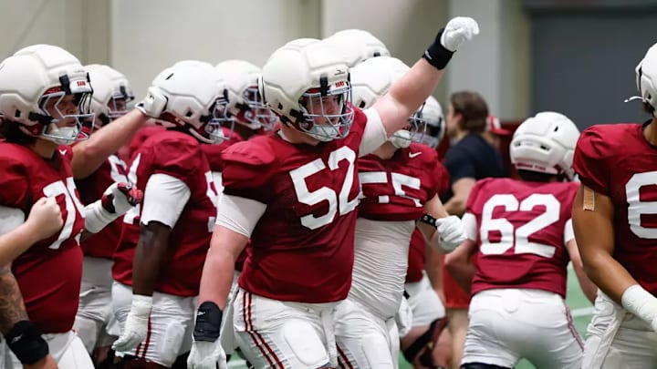 Alabama Offensive Lineman Mal Waldrep Jr. (52) during practice Spring Practice at Hank Crisp Indoor Facility in Tuscaloosa, AL on Thursday, Mar 12, 2026.
