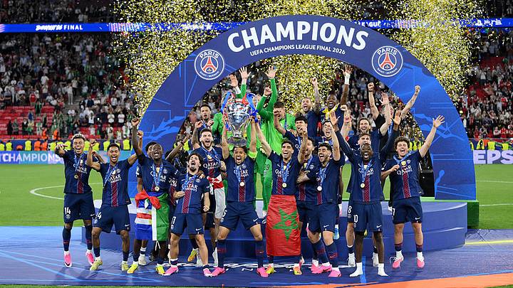 Marquinhos, defensa del Paris Saint-Germain, levanta el trofeo de la UEFA Champions League tras vencer al Arsenal FC en la gran final disputada en el Puskás Aréna de Budapest, Hungría, el 30 de mayo de 2026 Marquinhos, defensa del Paris Saint-Germain, levanta el trofeo de la UEFA Champions League tras vencer al Arsenal FC en la gran final disputada en el Puskás Aréna de Budapest, Hungría, el 30 de mayo de 2026