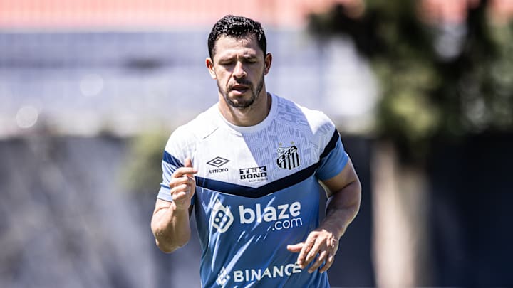 Meio-campista foi contratado nesta temporada Meio-campista foi contratado nesta temporada