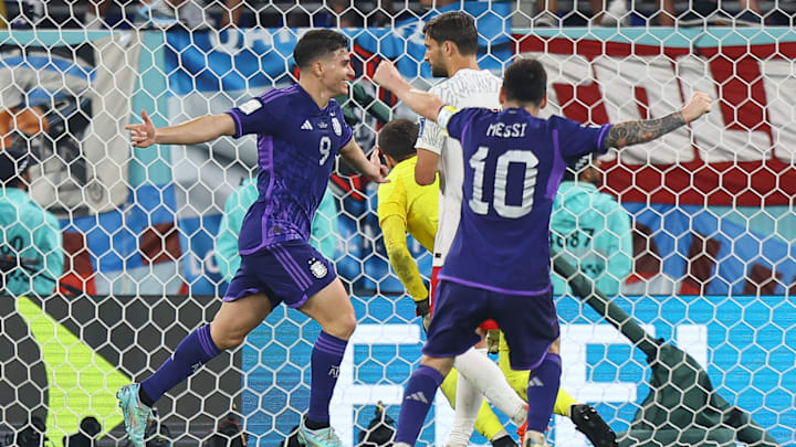 Messi celebró el gol de Julián Álvarez