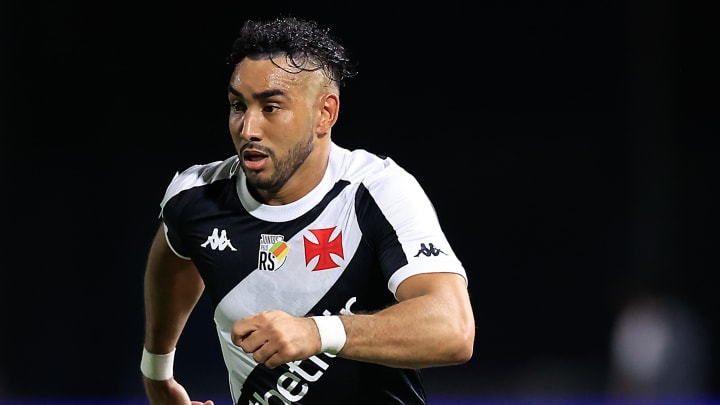 Payet segue com dificuldades em 2024 pelo Vasco