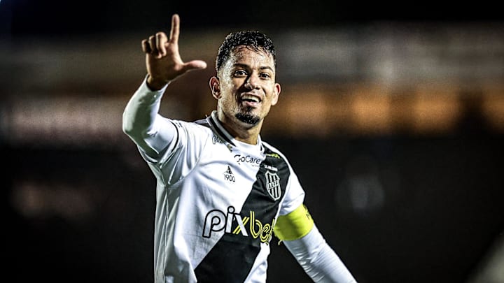 A Macaca recebe o Bahia no Moisés Lucarelli. A Macaca recebe o Bahia no Moisés Lucarelli.