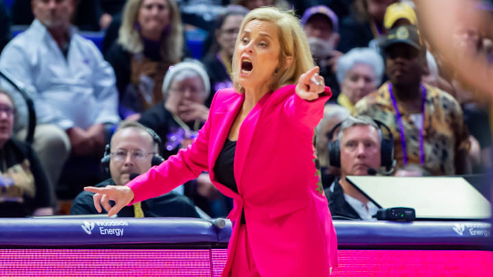 Kim Mulkey, LSU Tigers Women’s Basketball take on the South Carolina Gamecocks at the Pete Maravich Assembly Center in Baton Rouge, LA. Saturday, Feb. 14, 2026. Kim Mulkey, LSU Tigers Women’s Basketball take on the South Carolina Gamecocks at the Pete Maravich Assembly Center in Baton Rouge, LA. Saturday, Feb. 14, 2026.