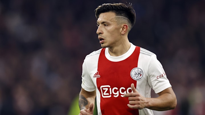 Manchester United deve pagar cerca de R$ 300 milhões em Lisandro Martínez, do Ajax.