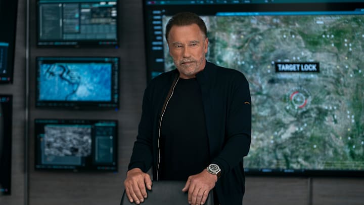 Fubar. Arnold Schwarzenegger as Luke Brunner in episode 206 of Fubar. Cr. Christos Kalohoridis/Netflix © 2025
