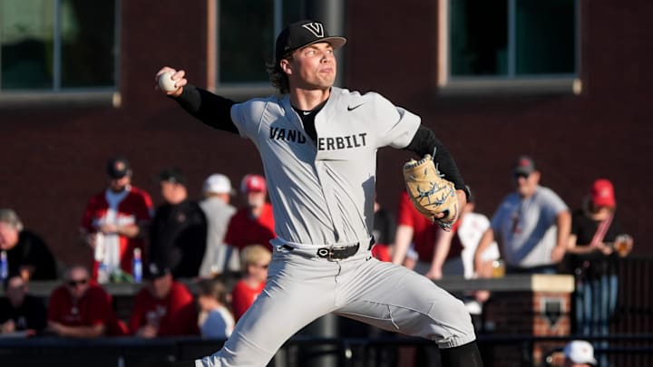 Vanderbilt's Austin Nye (40) threw the ball home against Louisville Tuesday night at Jim Patterson Stadium.
May 6, 2025