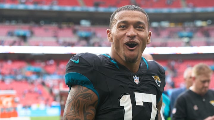 Oct 1, 2023; London, United Kingdom;   Jacksonville Jaguars tight end Evan Engram (17).