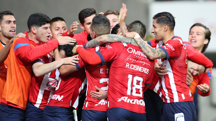 A costa de Xolos, Chivas logró su primera victoria del Clausura 2023 en el Estadio Akron. A costa de Xolos, Chivas logró su primera victoria del Clausura 2023 en el Estadio Akron.