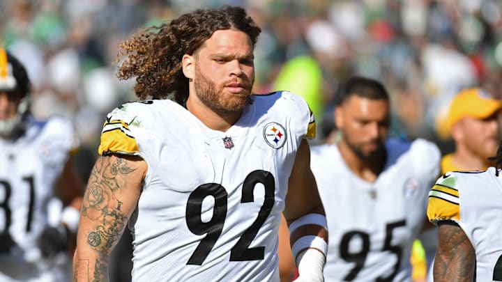 Oct 30, 2022; Philadelphia, Pennsylvania, USA; Pittsburgh Steelers defensive end Isaiahh Loudermilk (92) runs off the field at half-time against the Philadelphia Eagles at Lincoln Financial Field. Mandatory Credit: Eric Hartline-Imagn Images
