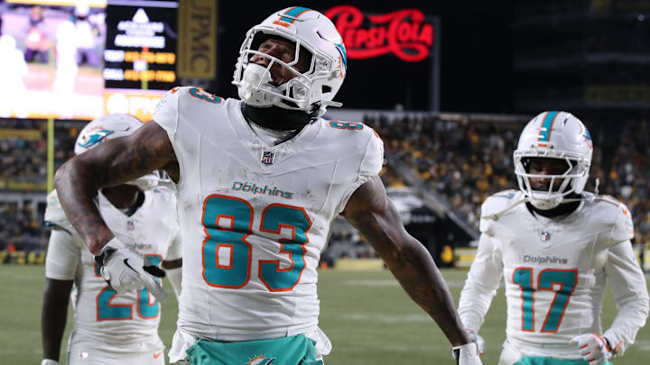 Miami Dolphins tight end Darren Waller (83) reacts after scoring a touchdown in the fourth quarter against the Pittsburgh Steelers at Acrisure Stadium in Week 15. Miami Dolphins tight end Darren Waller (83) reacts after scoring a touchdown in the fourth quarter against the Pittsburgh Steelers at Acrisure Stadium in Week 15.