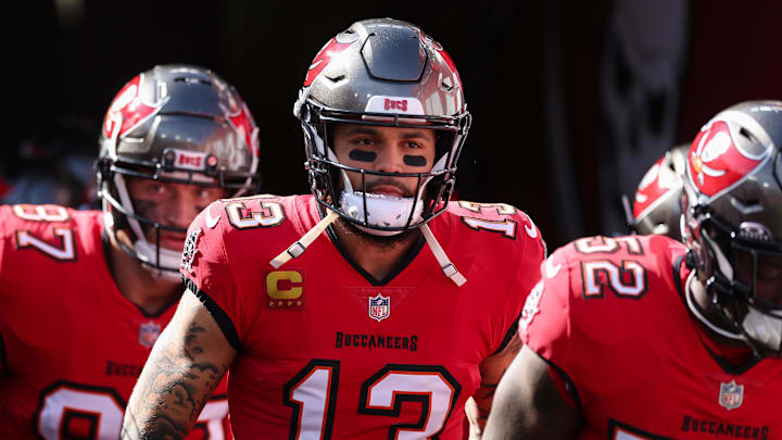 Jan 5, 2025; Tampa, Florida, USA; Tampa Bay Buccaneers wide receiver Mike Evans (13) takes the field for warm ups before a game against the New Orleans Saints at Raymond James Stadium. Mandatory Credit: Nathan Ray Seebeck-Imagn Images Jan 5, 2025; Tampa, Florida, USA; Tampa Bay Buccaneers wide receiver Mike Evans (13) takes the field for warm ups before a game against the New Orleans Saints at Raymond James Stadium. Mandatory Credit: Nathan Ray Seebeck-Imagn Images