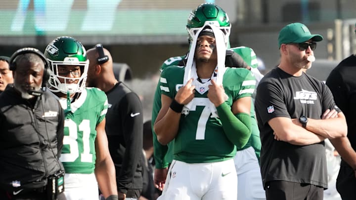 New York Jets quarterback Justin Fields was benched in Week 7 against the Carolina Panthers.