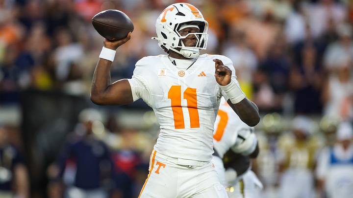 Sep 12, 2026; Atlanta, Georgia, USA; Tennessee Volunteers quarterback Faizon Brandon (11) throws a pass against the Georgia Tech Yellow Jackets in the first quarter at Bobby Dodd Stadium at Hyundai Field. Mandatory Credit: Brett Davis-Imagn Images Sep 12, 2026; Atlanta, Georgia, USA; Tennessee Volunteers quarterback Faizon Brandon (11) throws a pass against the Georgia Tech Yellow Jackets in the first quarter at Bobby Dodd Stadium at Hyundai Field. Mandatory Credit: Brett Davis-Imagn Images