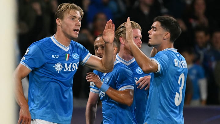 Napoli busca recuperação na fase de liga Napoli busca recuperação na fase de liga