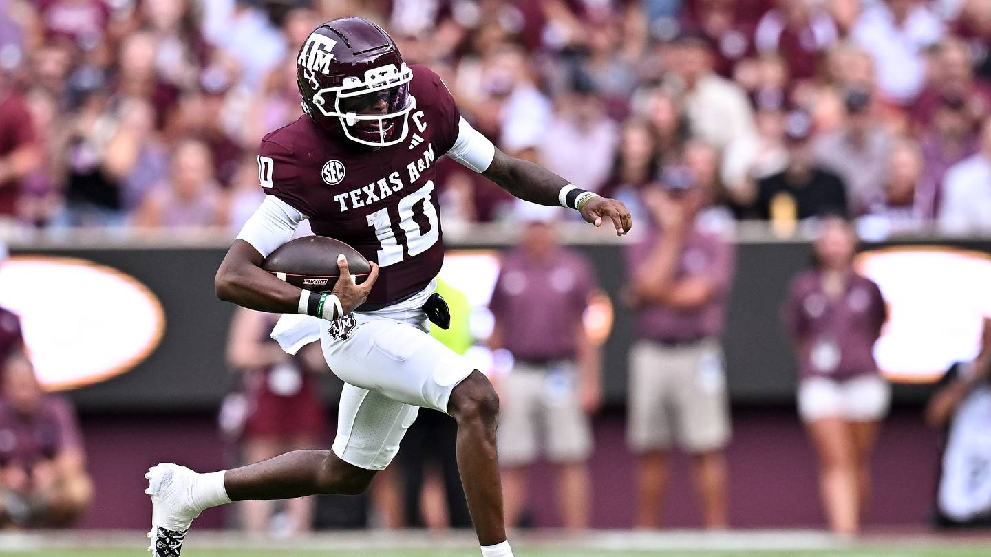 Texas A&M Roars Past Missouri State In Season Opener At Kyle Field