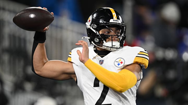 Pittsburgh Steelers quarterback Justin Fields (2) warms up before an AFC wild card game against the Baltimore Ravens at M&T Bank Stadium. 