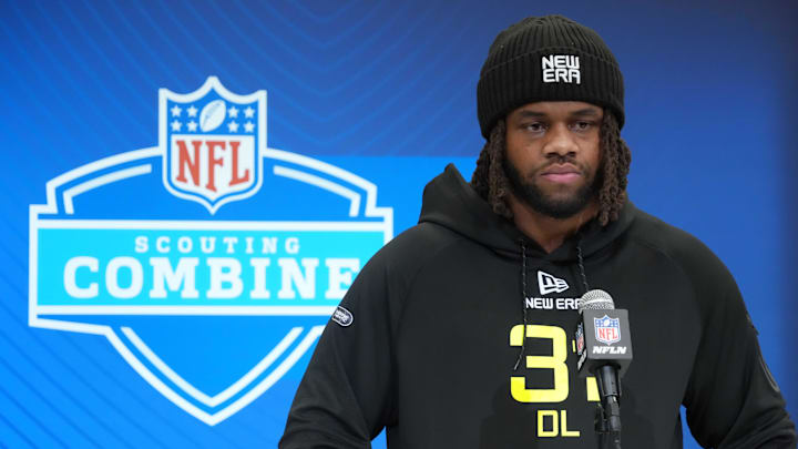 Feb 26, 2025; Indianapolis, IN, USA; South Carolina defensive lineman TJ Sanders (DL31) during the 2025 NFL Scouting Combine at the Indiana Convention Center. Mandatory Credit: Kirby Lee-Imagn Images Feb 26, 2025; Indianapolis, IN, USA; South Carolina defensive lineman TJ Sanders (DL31) during the 2025 NFL Scouting Combine at the Indiana Convention Center. Mandatory Credit: Kirby Lee-Imagn Images